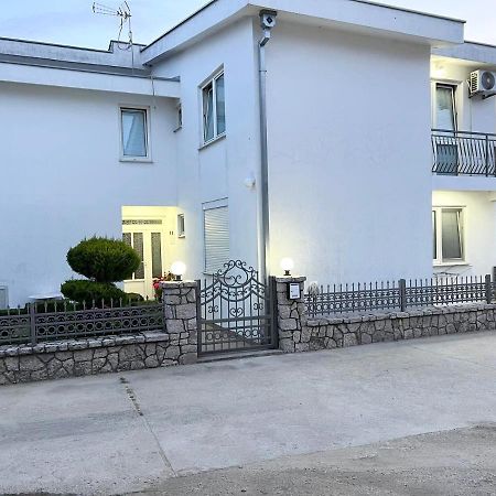 Kasneci Apartments Улцин Екстериор снимка