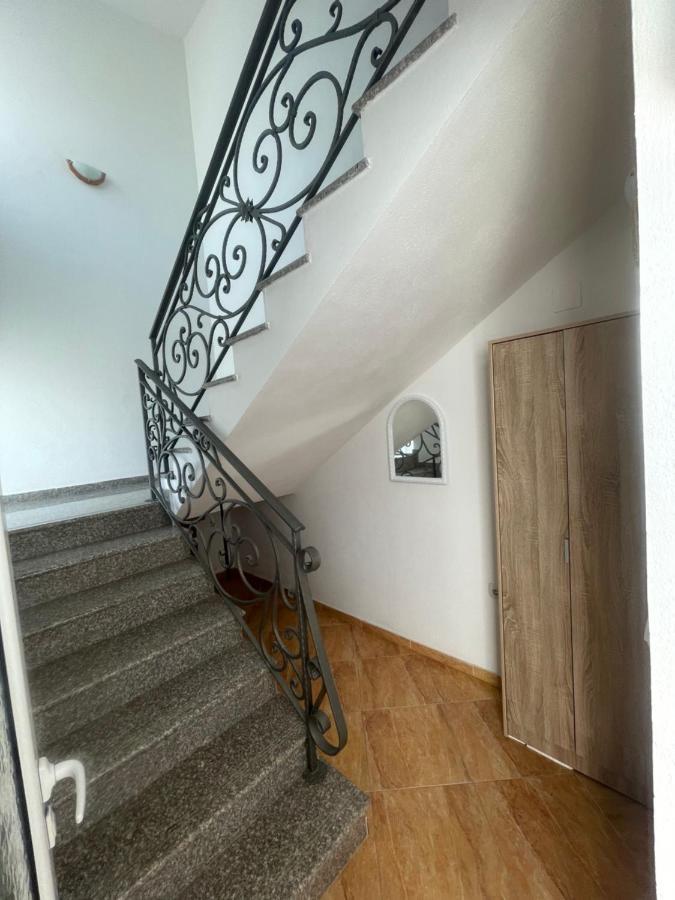 Kasneci Apartments Улцин Екстериор снимка