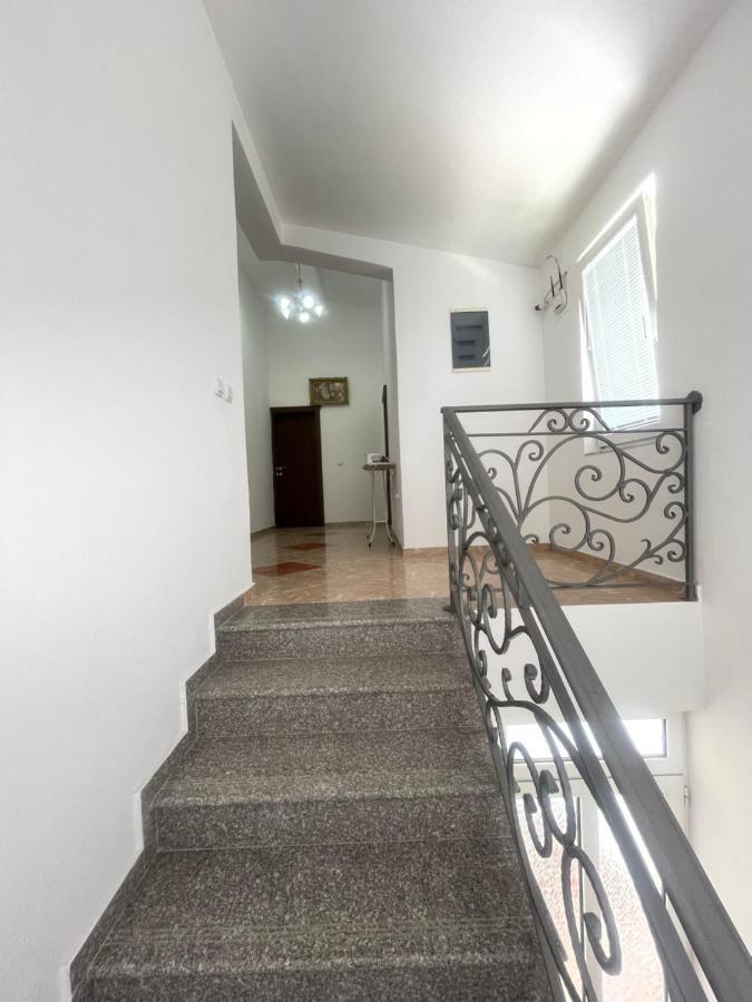 Kasneci Apartments Улцин Екстериор снимка
