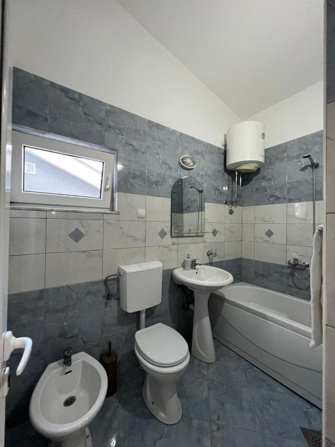 Kasneci Apartments Улцин Екстериор снимка